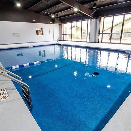 Pet Friendly Boho Condo With Pool--Fitness Center--Next To The Branson Landing--Close To Convention Center And Kanakuk Ngoại thất bức ảnh