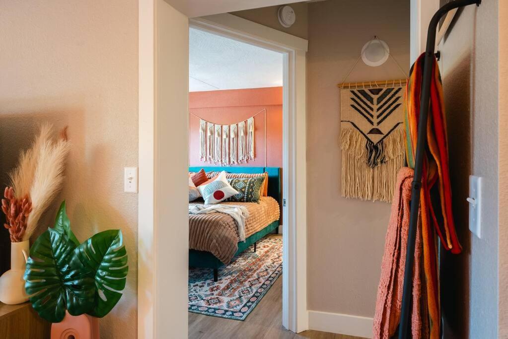 Pet Friendly Boho Condo With Pool--Fitness Center--Next To The Branson Landing--Close To Convention Center And Kanakuk Ngoại thất bức ảnh