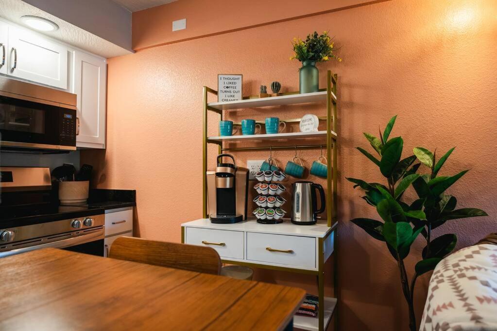 Pet Friendly Boho Condo With Pool--Fitness Center--Next To The Branson Landing--Close To Convention Center And Kanakuk Ngoại thất bức ảnh